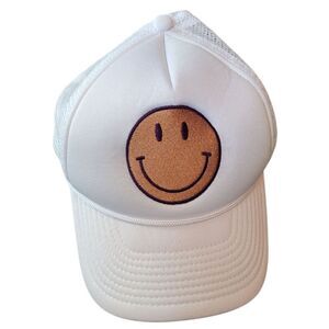Yllw Women's White Smiley Face Trucker Hat OS